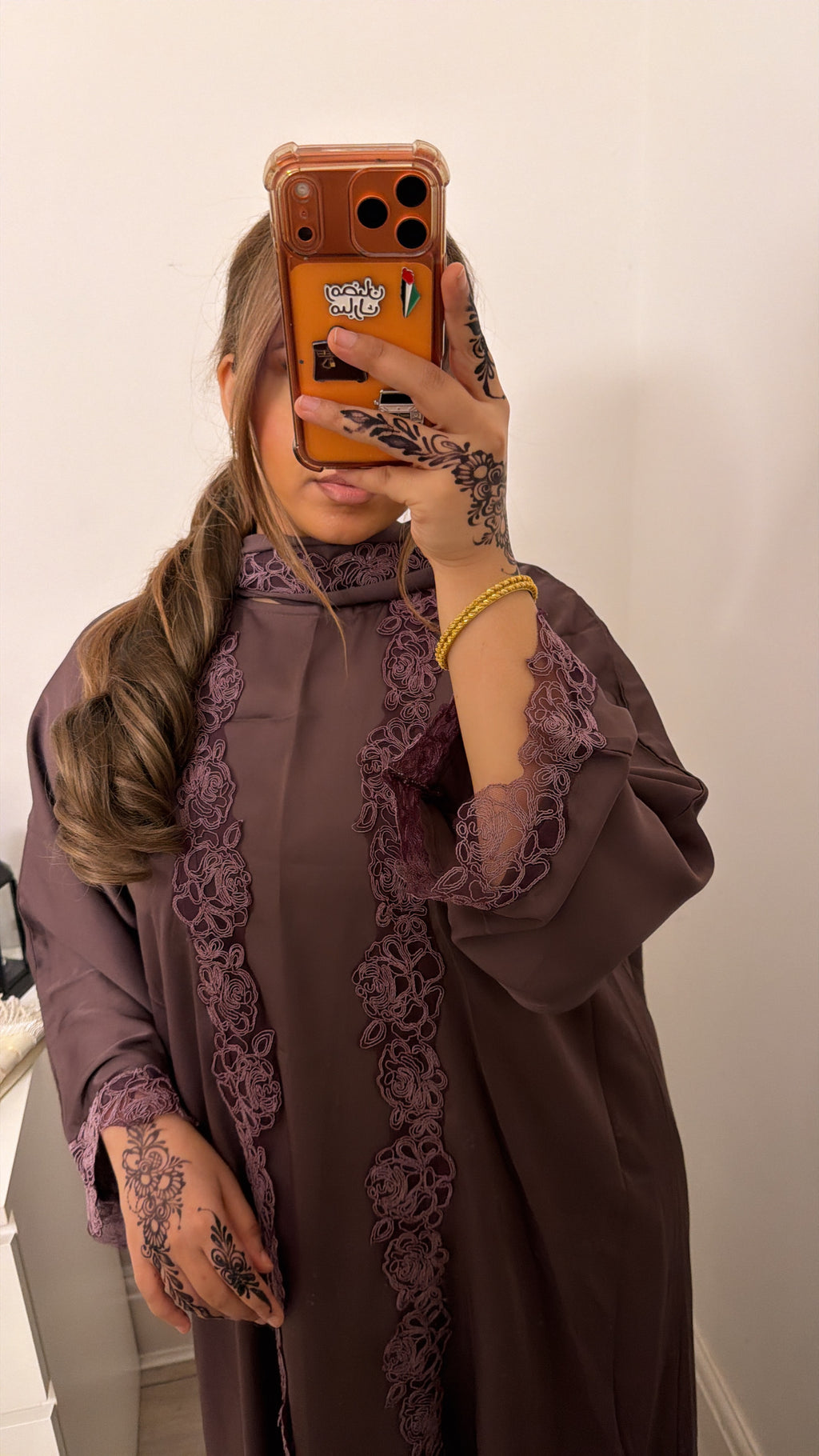 Huda abaya