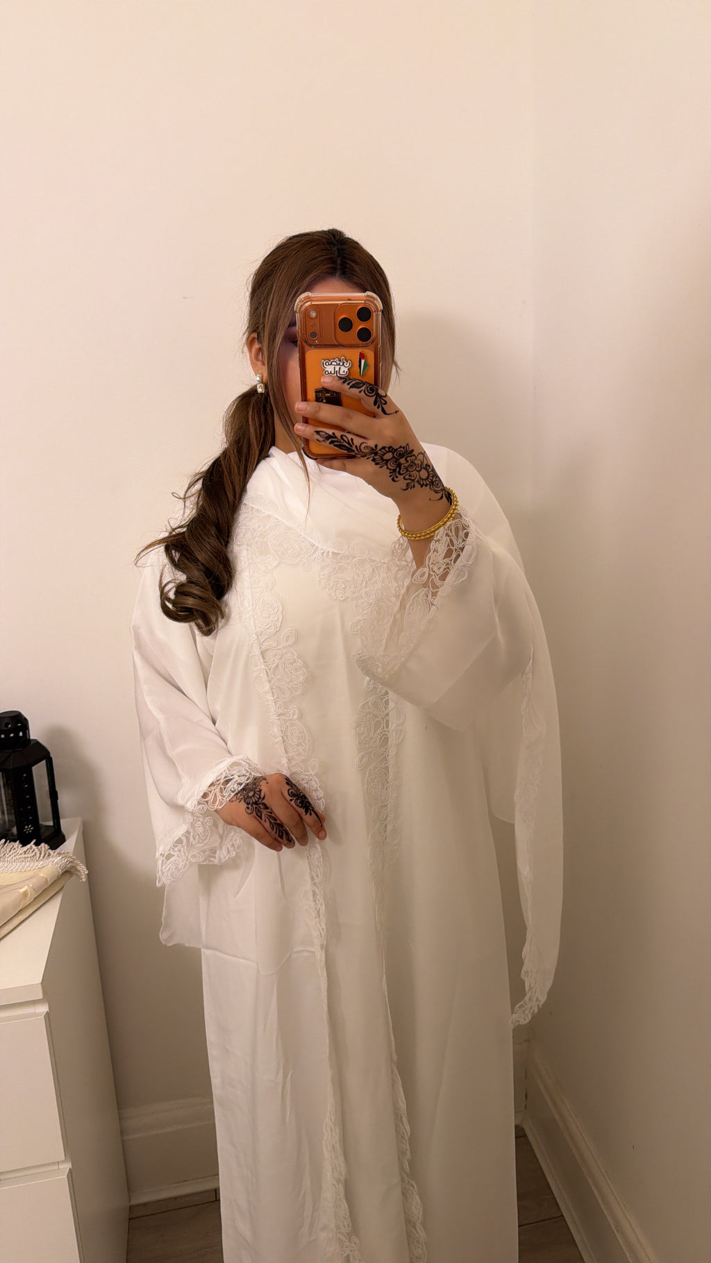 Huda abaya