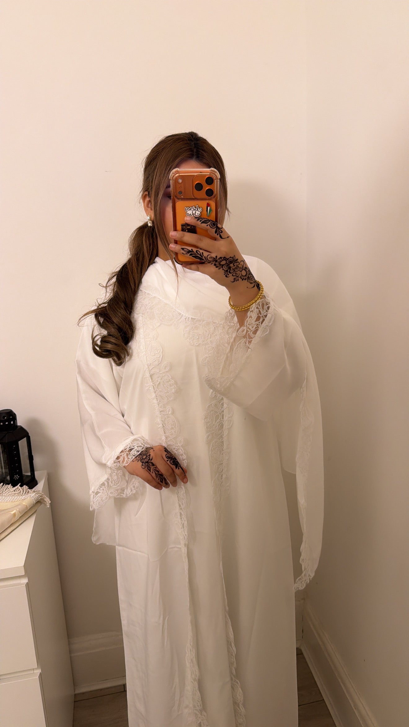 Huda abaya