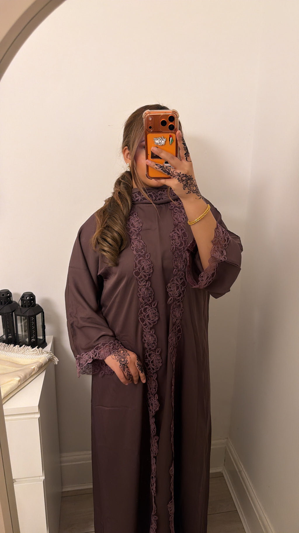 Huda abaya
